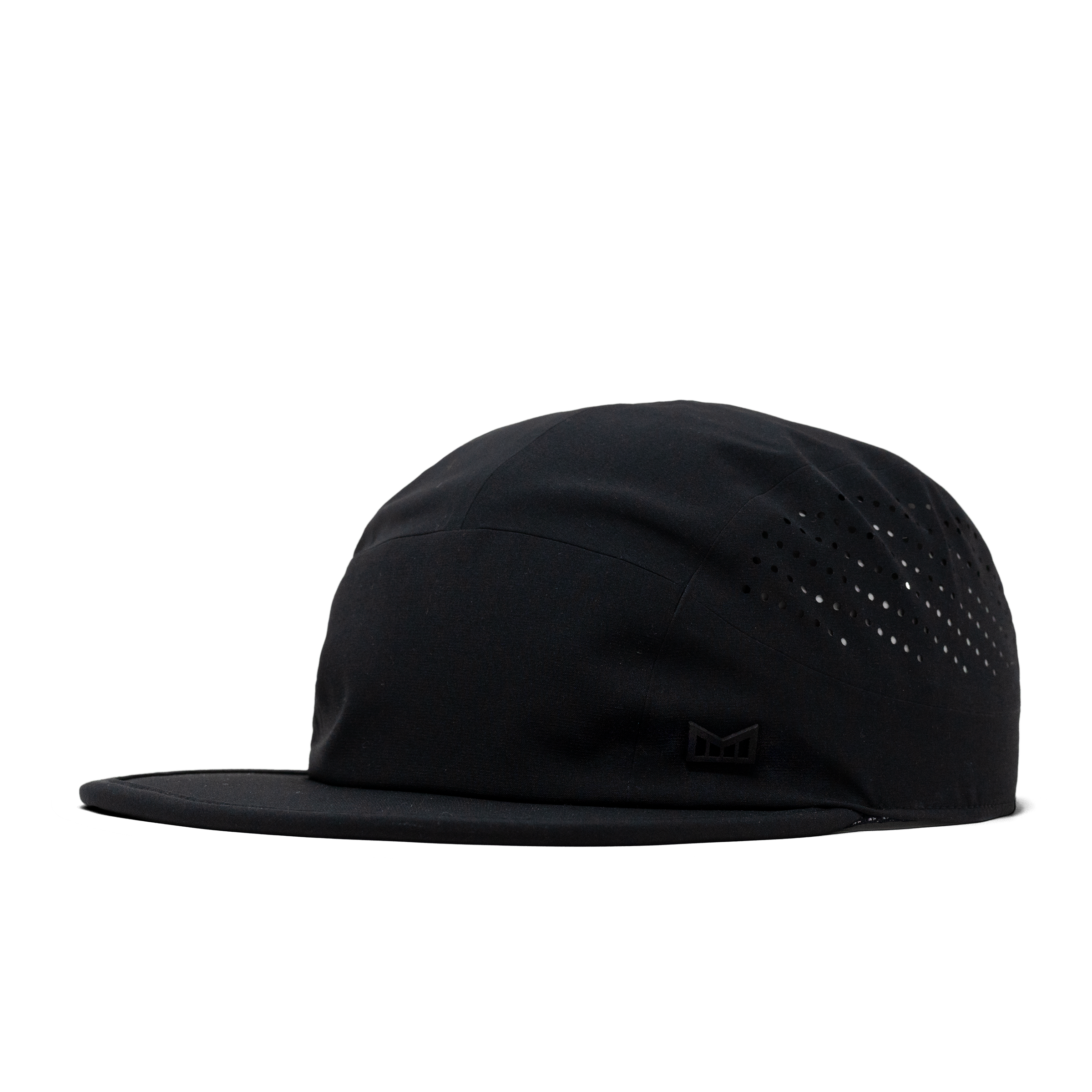 The angled view of the Melin Camper Fit Pace Hydro hat in black