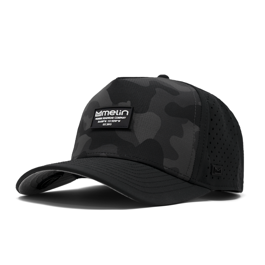 Black and camo hot sale hat