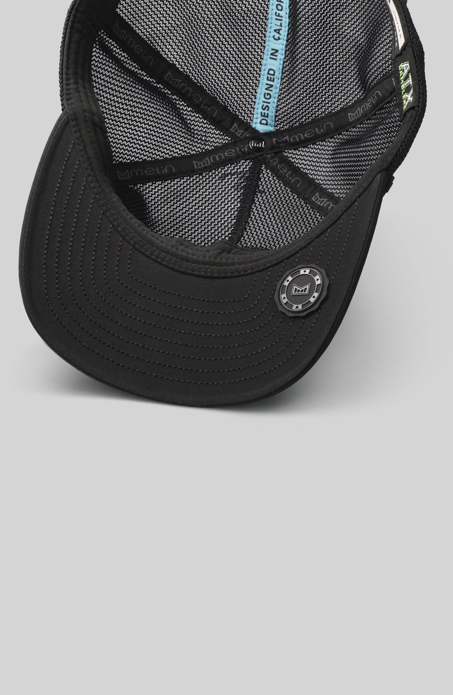 Odysea Retro Brand Hydro – Black | Premium Performance Split Fit