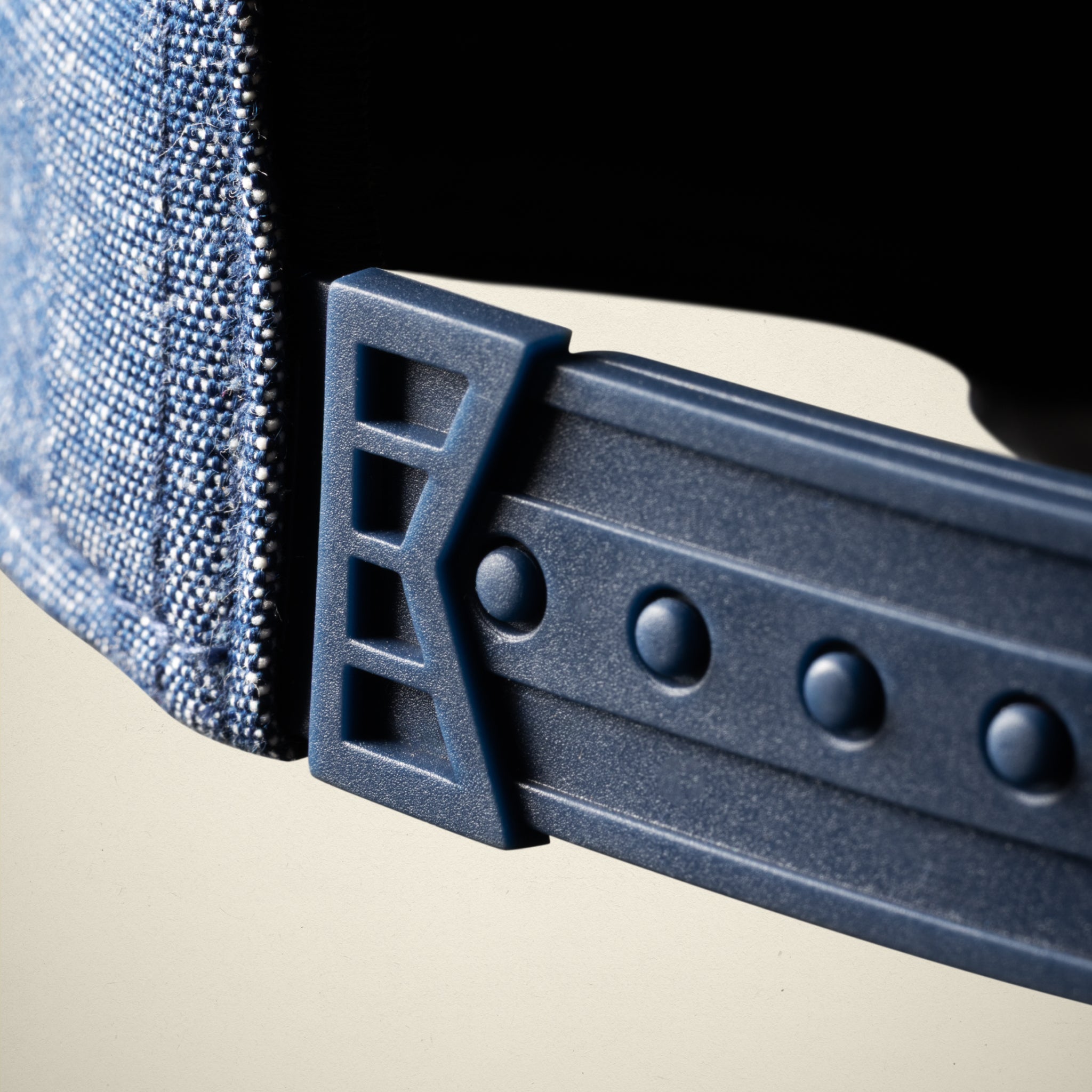 The close-up view of the strapback of the melin A-Game Icon Mill United