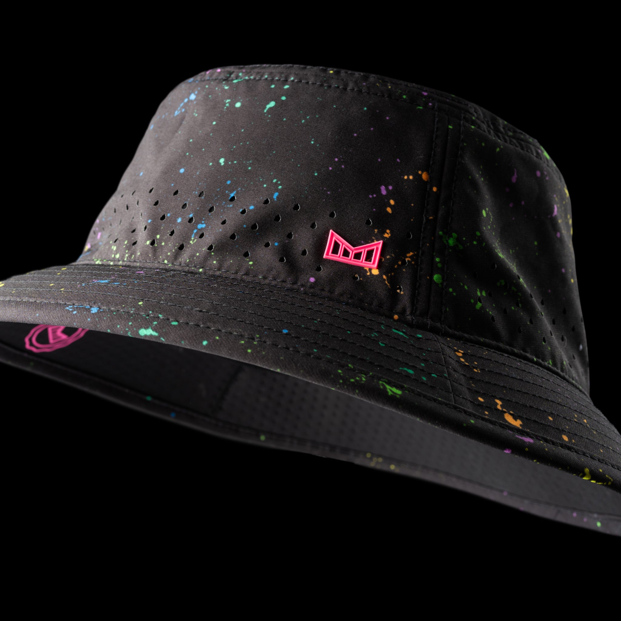 The gallery image for the melin Caddy bucket hat