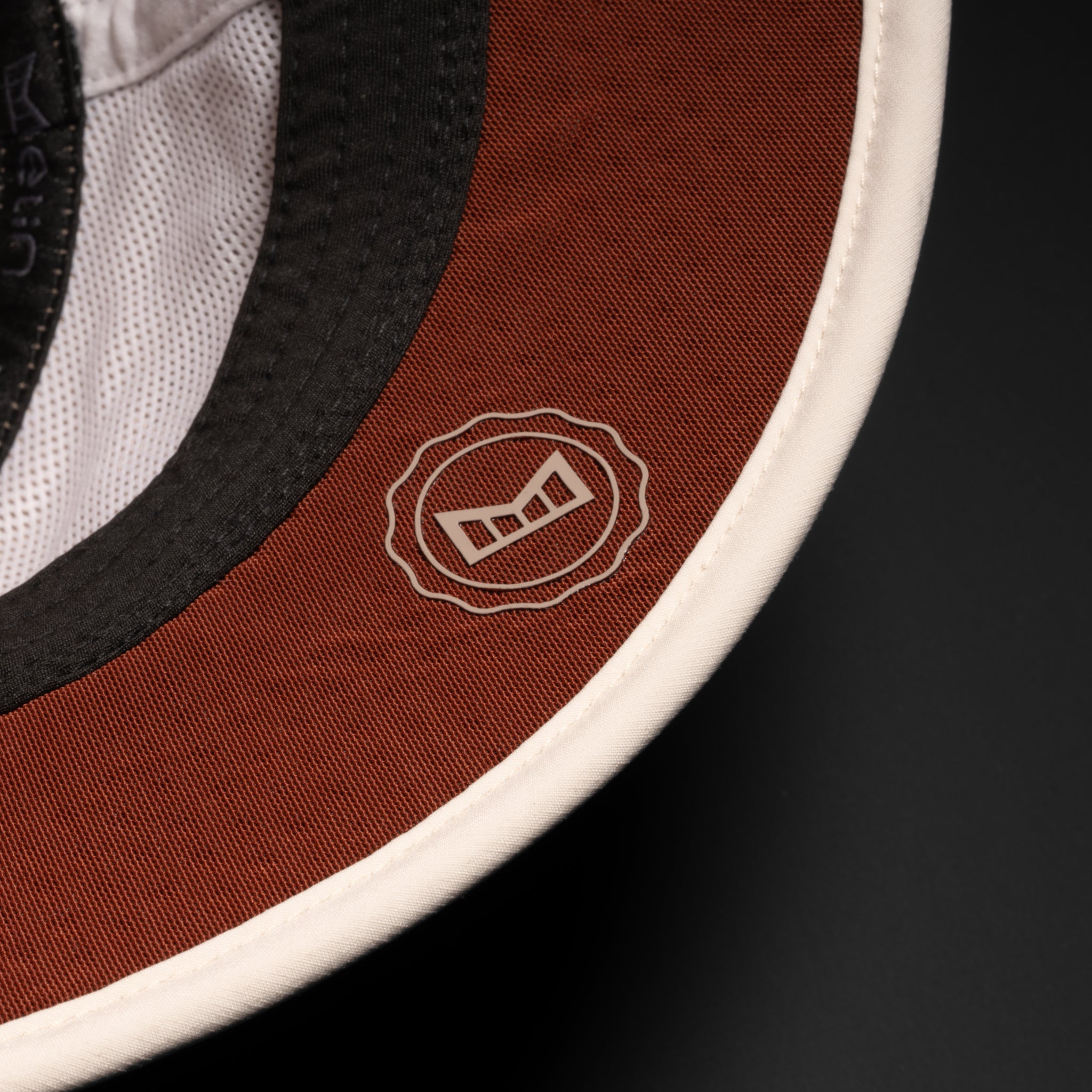 A gallery image of the melin Caddy Links Hydro hat in cobblestone, 5 of 5