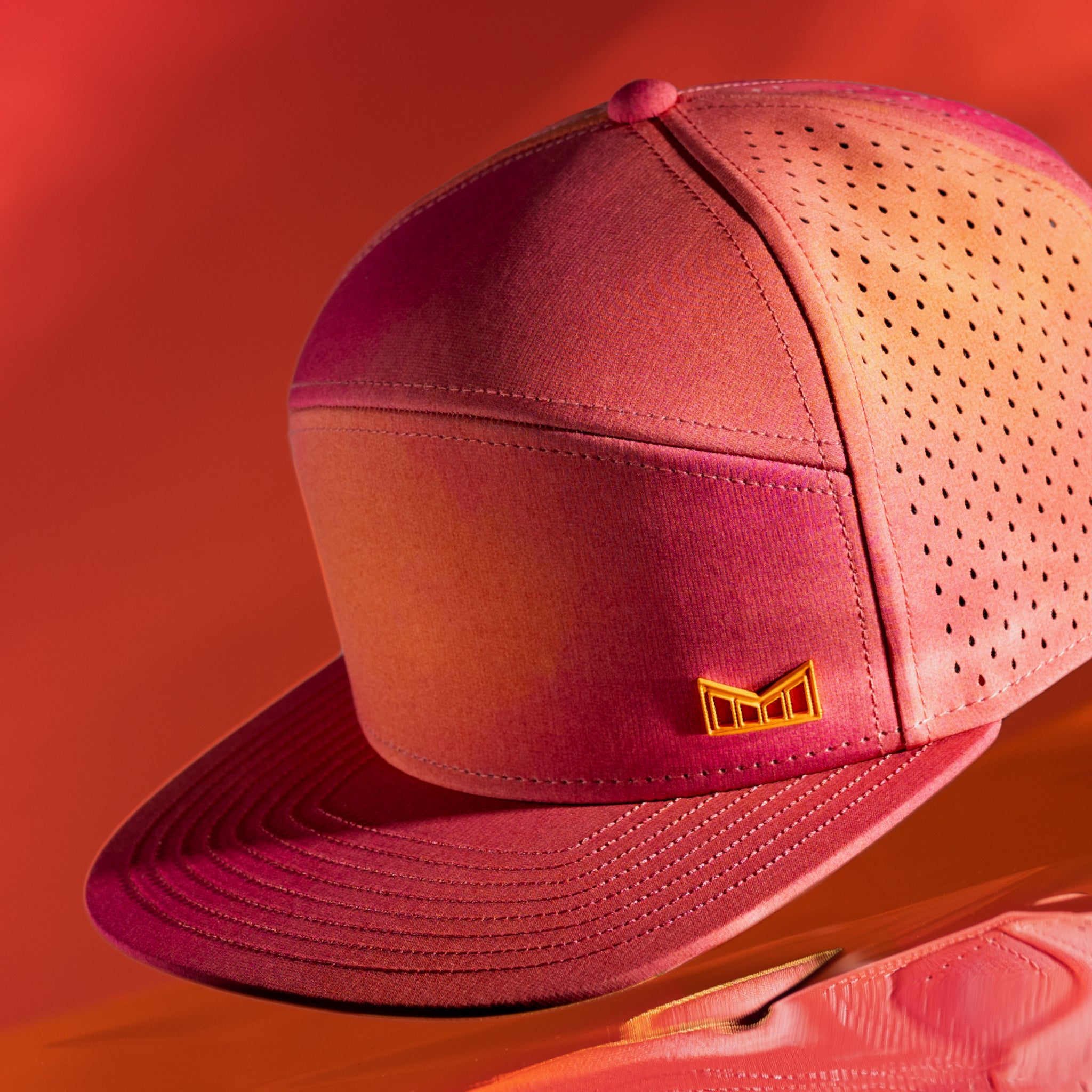 melin キャップ　ハイドロトレンチアイコン Hydro Coronado Brick Men's Snapback Hat – melin