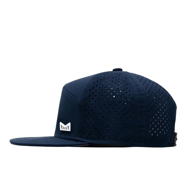 ◆melin◆ 撥水 通気 水に浮く 高機能帽子 TRENCHES ICON HYDRO Trenches Icon Hydro Snapback Hat – melin